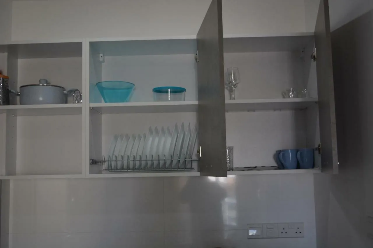 P.L Hermes Studios & Apartments Larnaka
