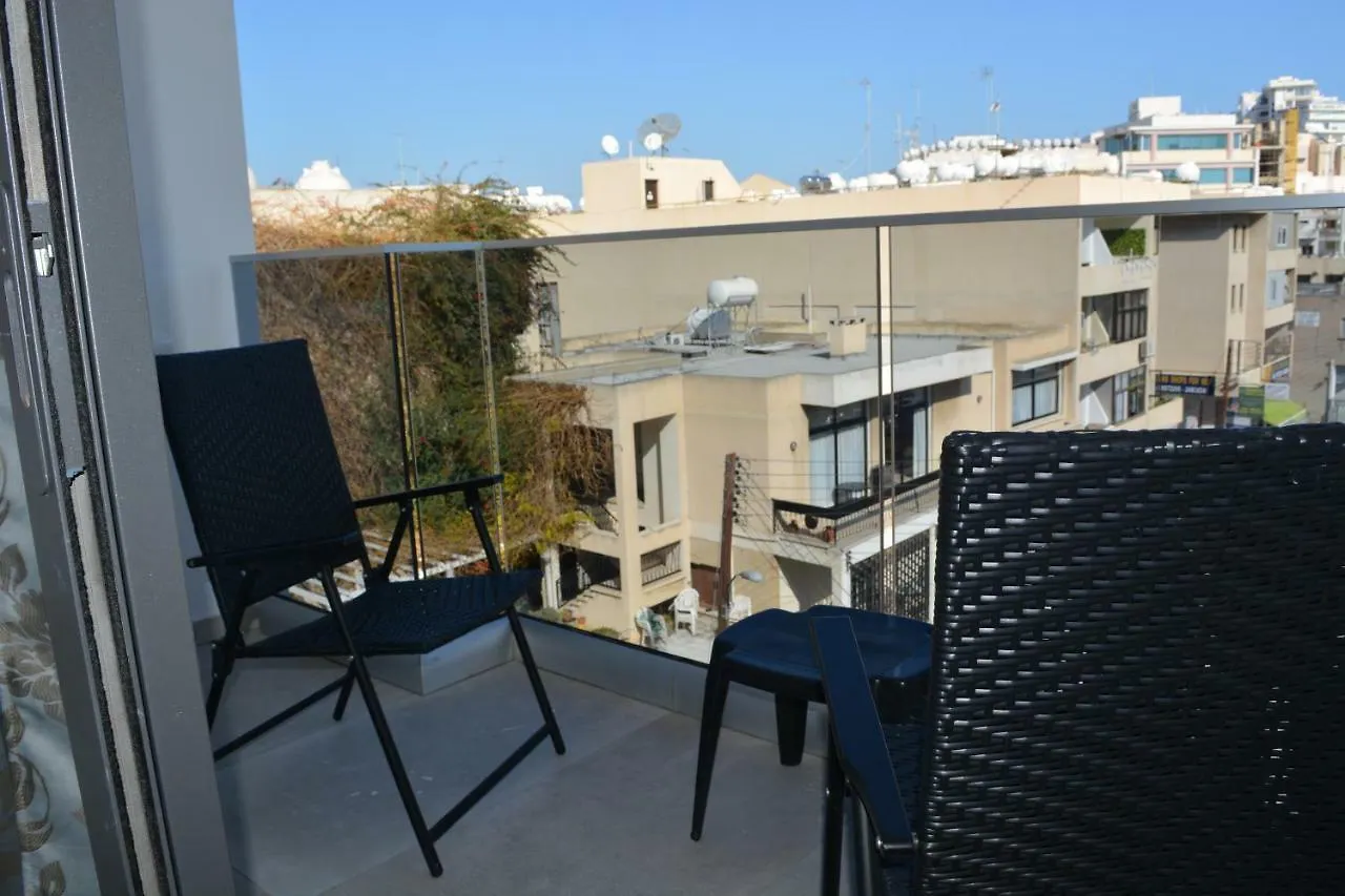 P.L Hermes Studios & Apartments Larnaka